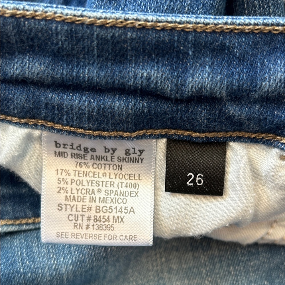 Bridge by Gly Skinny Jeans - Picture 3 of 4